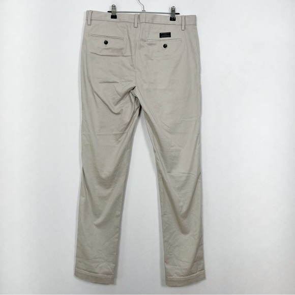 Banana Republic Men's Bistro Beige Fulton Skinny Fit Chinos Size 33X34 - Picture 8 of 12